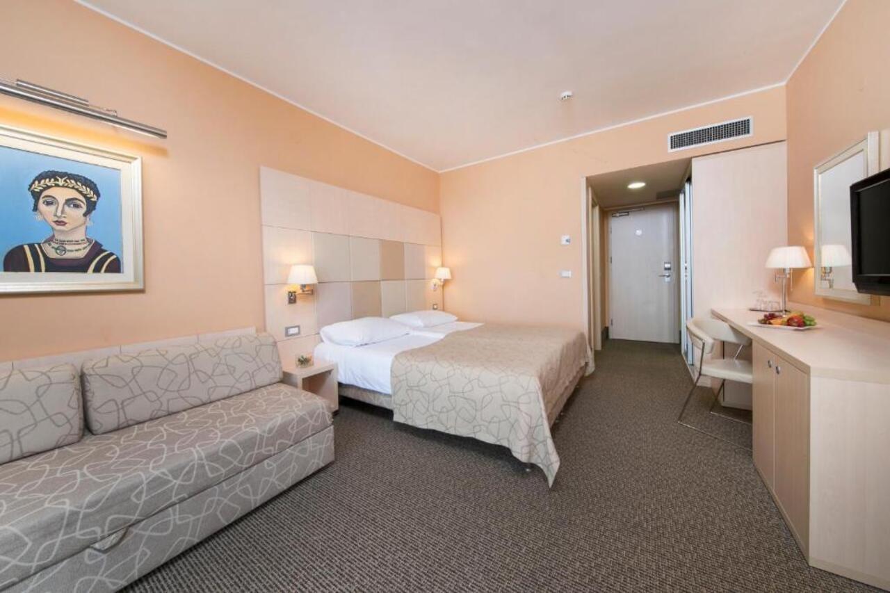 Haliaetum And Mirta Hotel Изола Екстериор снимка